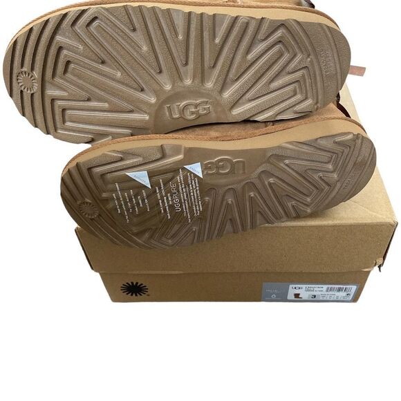 NWT UGG Unisex-Child Bailey Bow Tall Ii Boot SIZE 3 - Picture 4 of 7